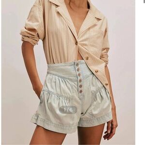 Free people High-Waisted beige Women's Shorts size large